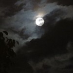 lune_nuages